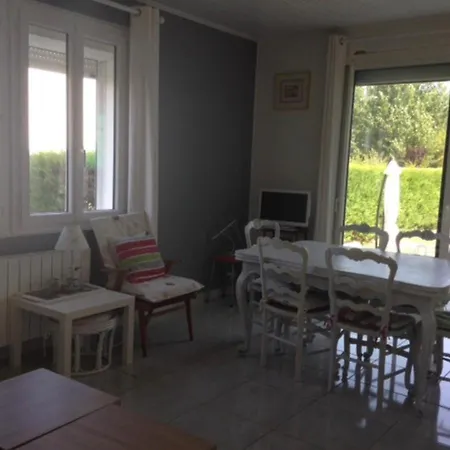 Maison En Plein Coeur De Sur 500 M
